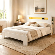 Struttura Letto in Legno Bianco 140x200 cm con Testiera Portaoggetti; LED e Prese Integrate