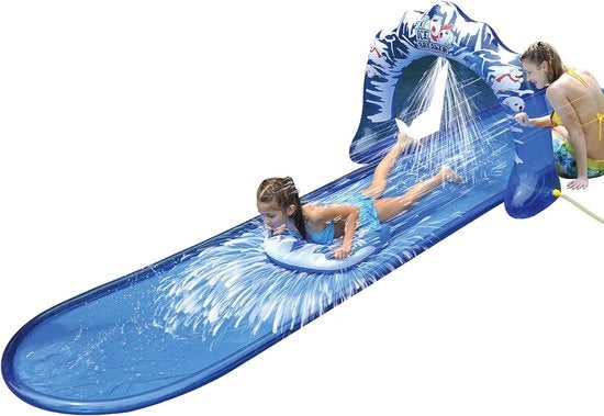 Slittino Acquatico per Bambini con Funzione di Aspersore - Divertimento al Sole 

Modello: 123456
Età consigliata: 3-12 anni
Dimensioni: 240x60x30 cm
Peso: 25 kg
Capacità di acqua: 100 L/h
Potenza: 1200 W
Ingresso: 230V, 50Hz
Certificato CE