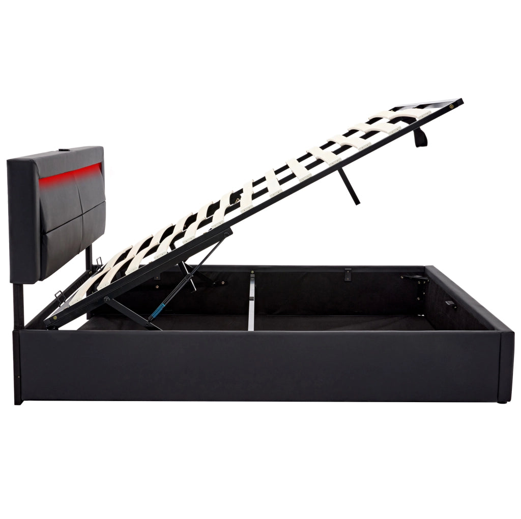 Letto imbottito 140x190 cm con porta USB, illuminazione LED e spazio contenitore, design in PU lychee nero, senza materasso