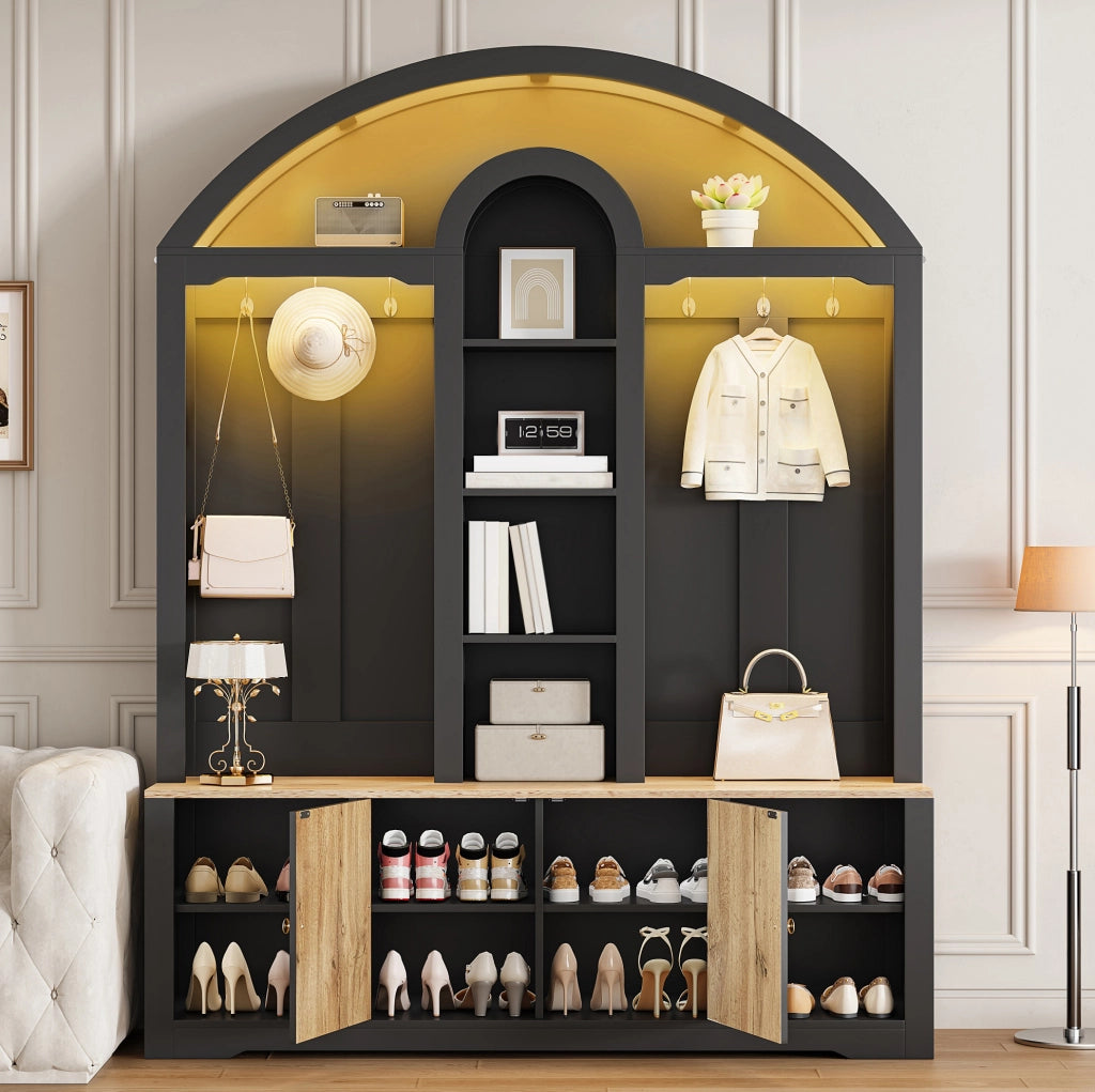 Garderoba in MDF nera con ripiani, appendiabiti e doppi sportelli, design curvo 150x40x195 cm