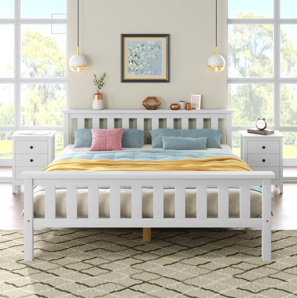 Letto matrimoniale in legno massiccio di pino 140x200 cm con rete a doghe, bianco