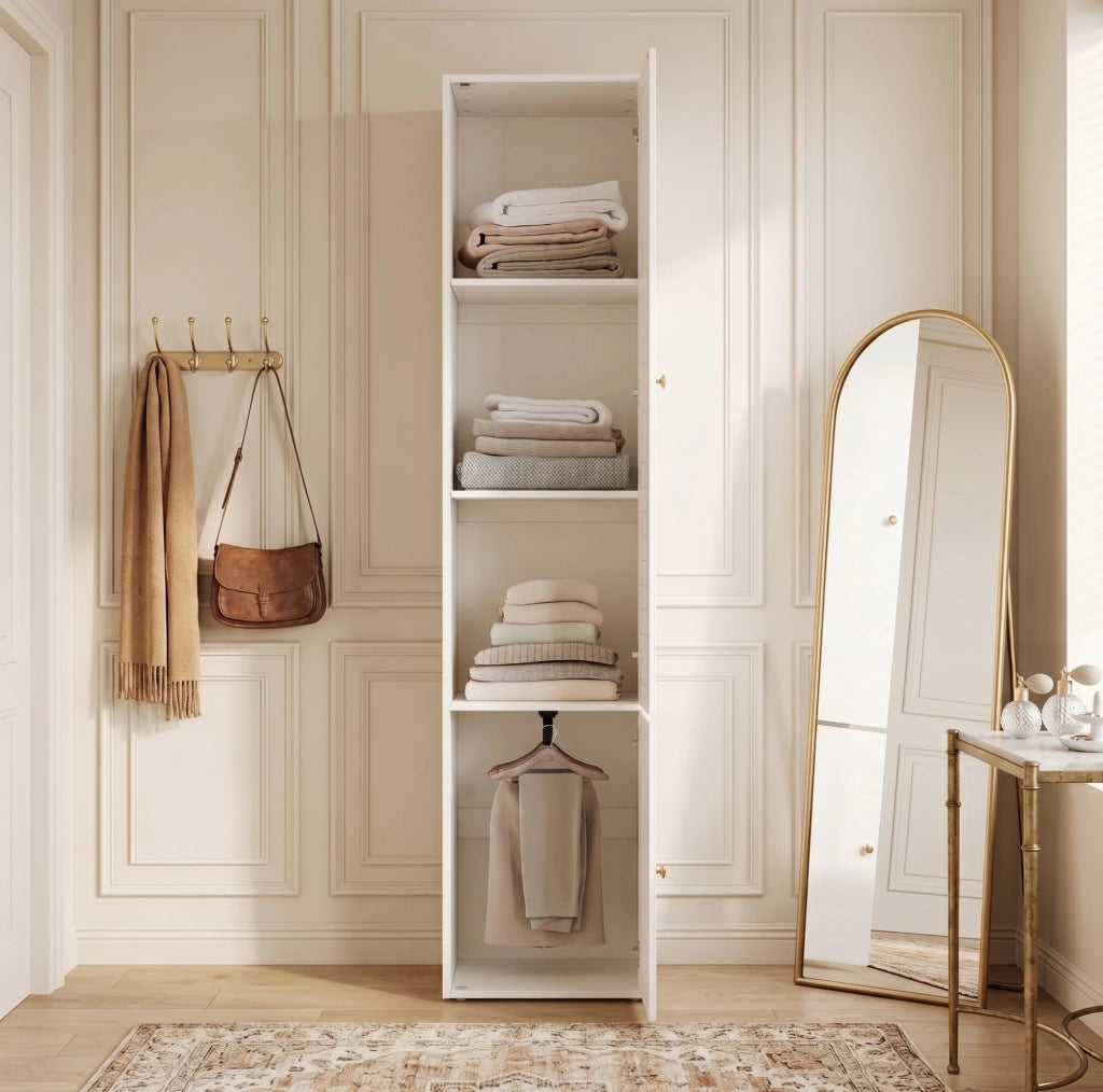 Guardaroba singolo con anta a lamelle, 45x50x200 cm, bianco, con 1 asta appendiabiti e 3 ripiani, design a battente