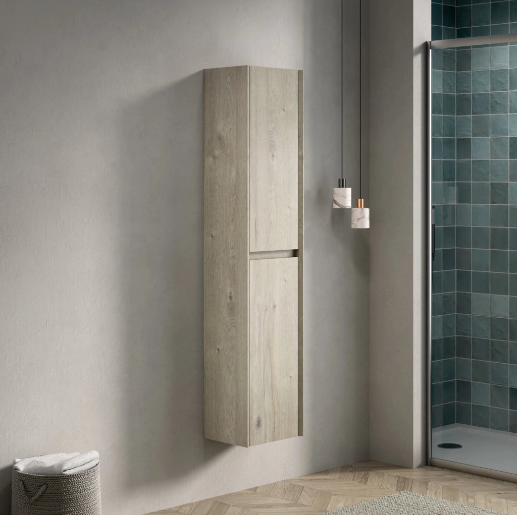 Mobiletto da bagno alto 140 cm con 2 ante, armadietto sottile in legno impiallacciato color crema effetto quercia per spazi piccoli