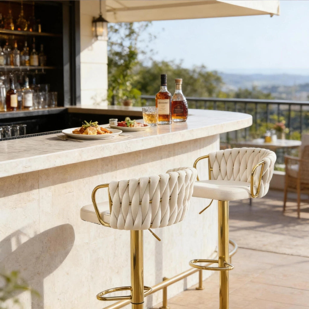 Set di 2 sgabelli da bar in velluto crema, regolabili