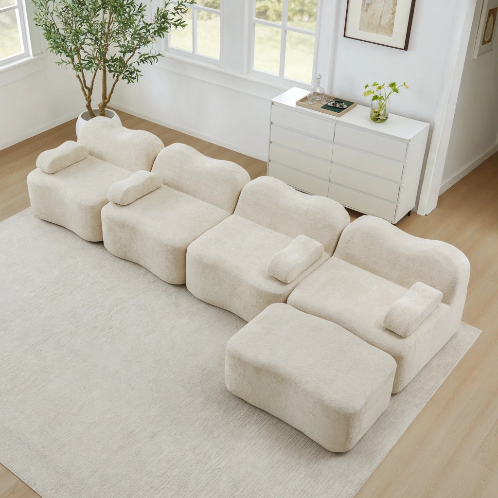 Divano modulare a L 4 posti in velluto beige con pouf; schiuma 32D; 384x167x70 cm