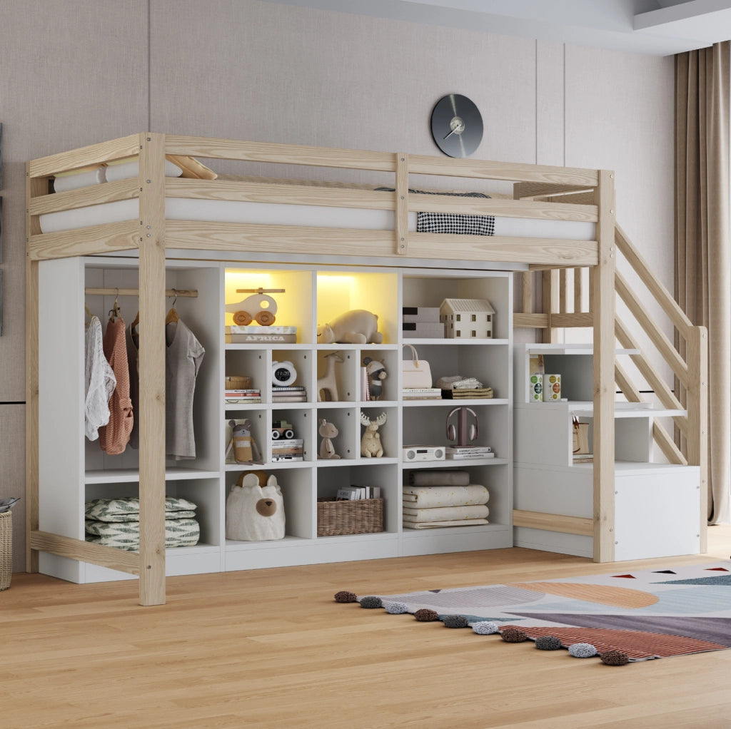 Letto a soppalco 90x200 cm in legno di pino con armadio integrato, ripiani, scala laterale con contenitori e illuminazione LED