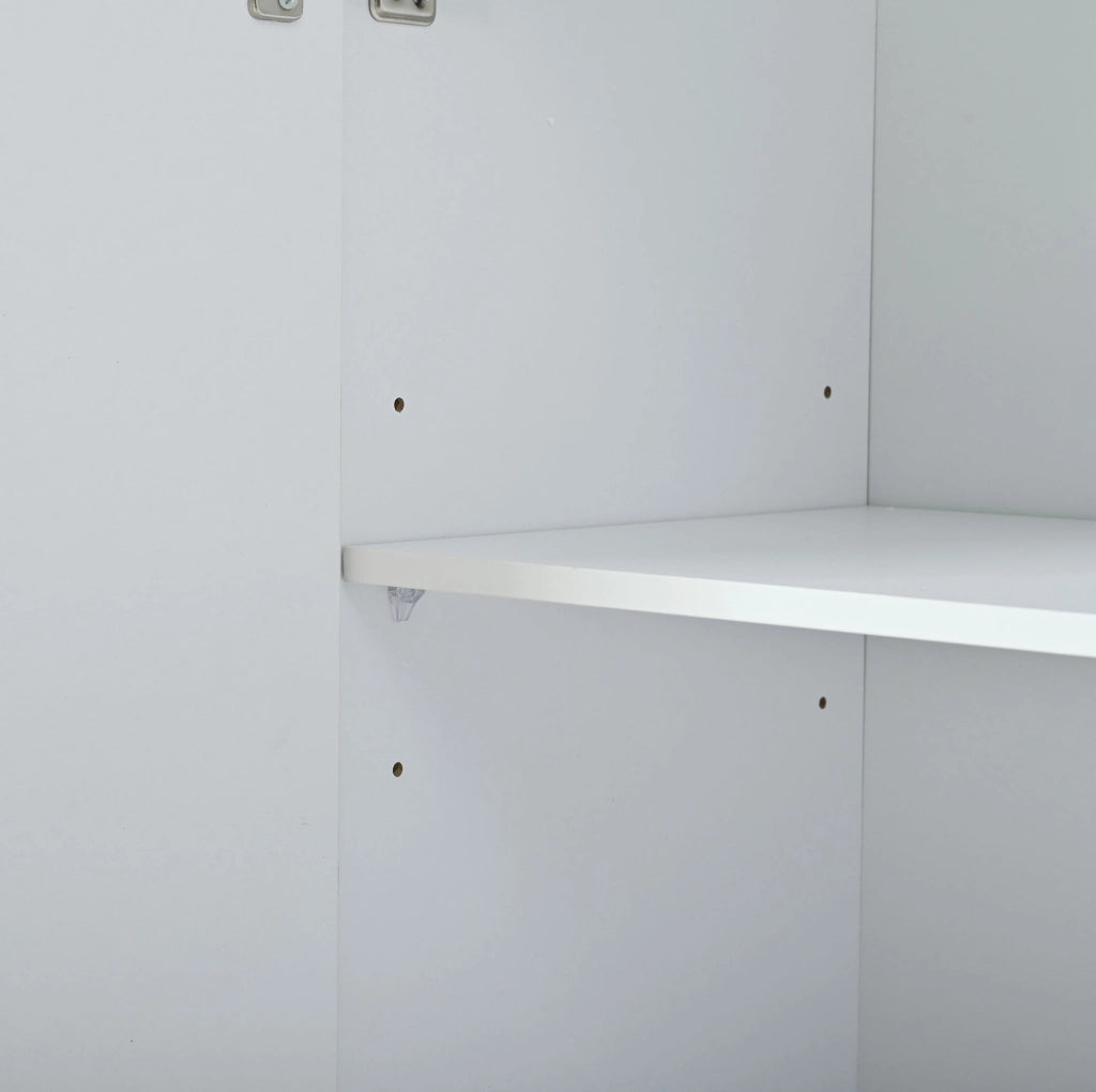 Credenza soggiorno 140 cm a 4 ante con divisorio regolabile in truciolare bianco e oro