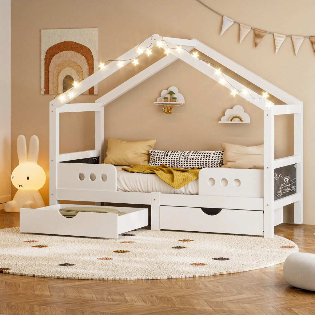 Lettino per bambini con tetto; 2 cassetti e lavagna; 90x200 cm; bianco