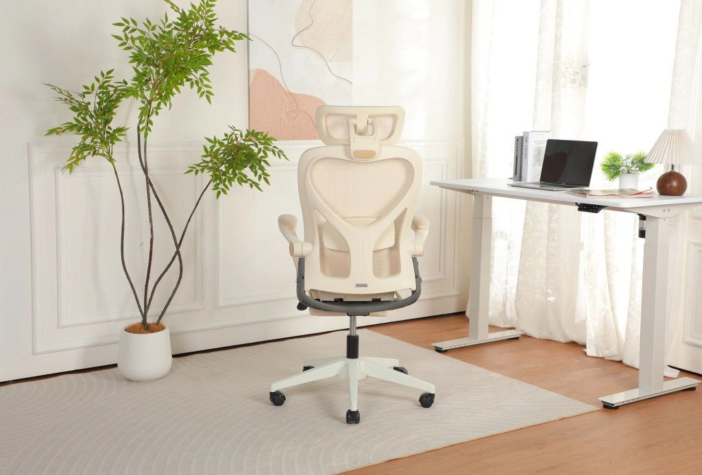 Sedia ufficio pieghevole ergonomica con supporto lombare regolabile, schienale e braccioli richiudibili, poggiatesta 3D in tessuto a rete, crema