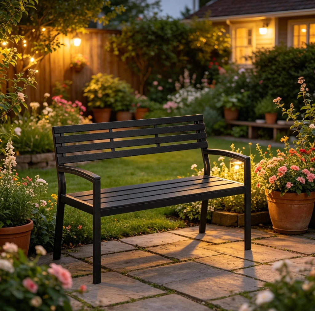 Panca da Giardino con Schienale in Metallo Verniciato e Lamelle in PS, 115x55x85 cm, Colore Nero