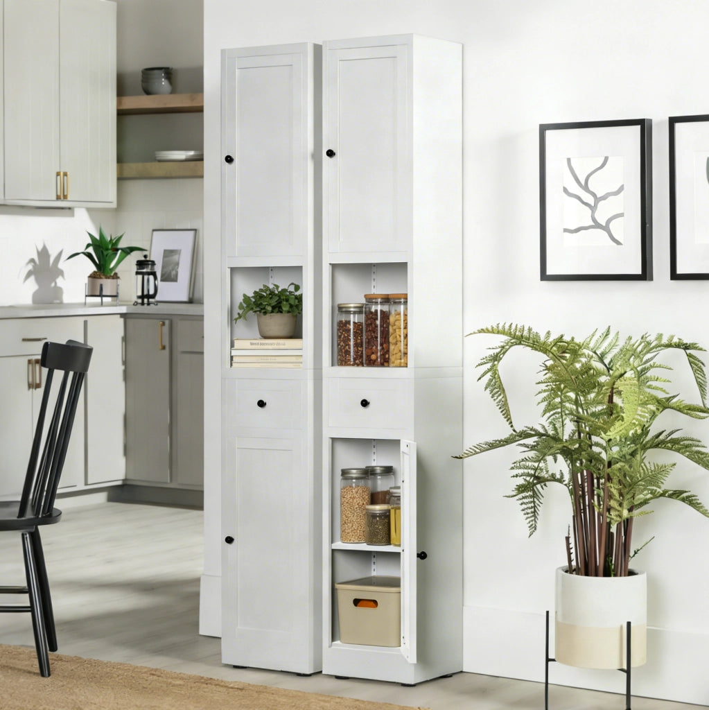 Mobiletto bagno bianco in metallo stretto con 5 ripiani regolabili e 2 ante, H 180 x L 30 x P 30 cm