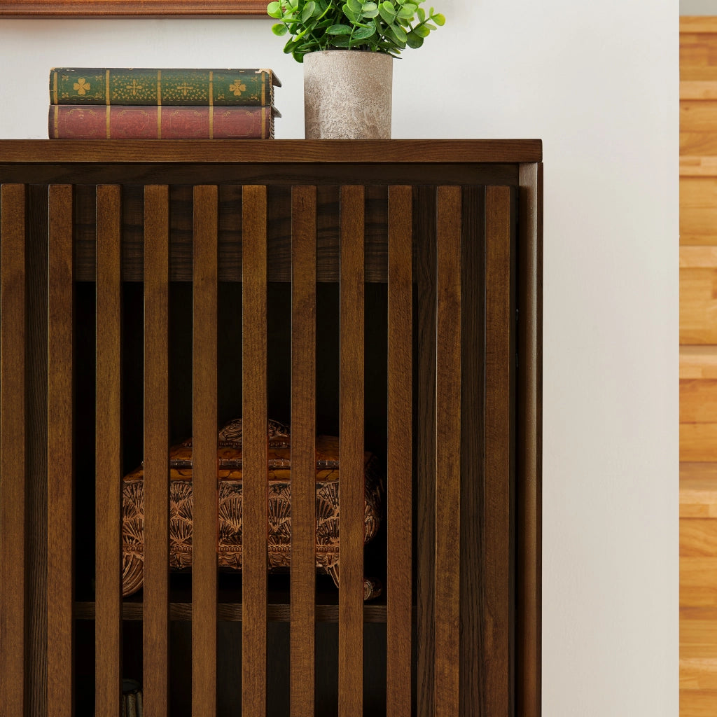 Credenza e madia con ante scanalate e passacavi per soggiorno e sala da pranzo in MDF color noce 99 × 23,5 × 82,6 cm