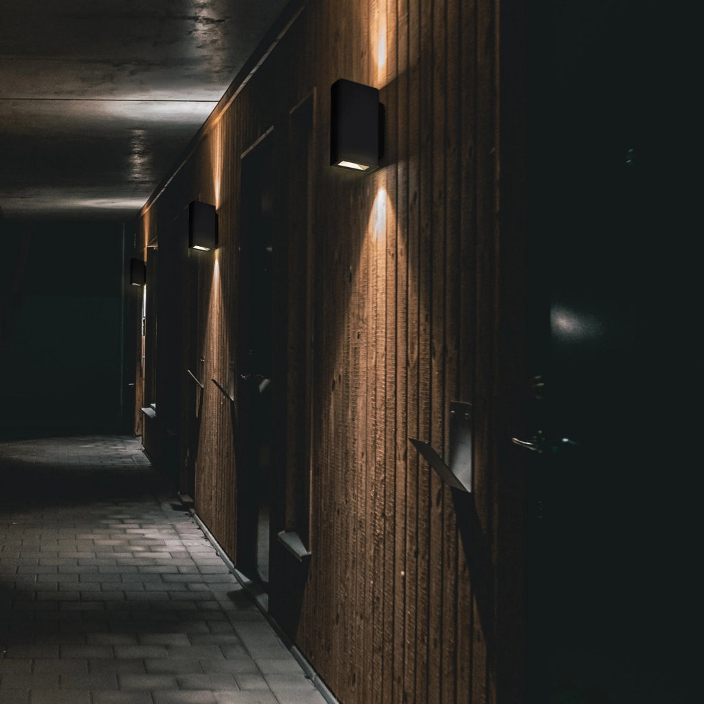 Applique esterna LED nera 4000K su/giù Orlean-B Polux