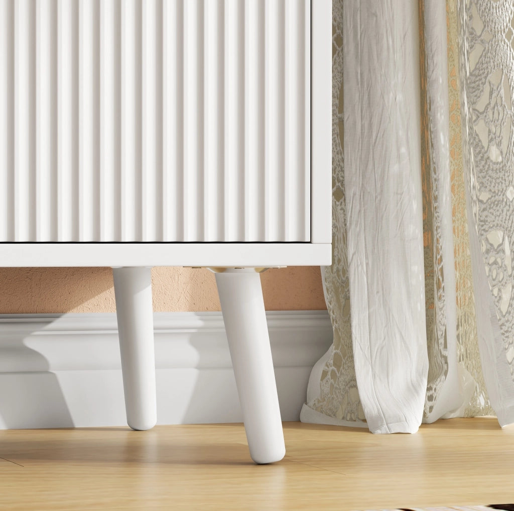Mobile dispensa 75x35x180 cm con 2 ante, 3 cassetti e ripiani regolabili in MDF bianco