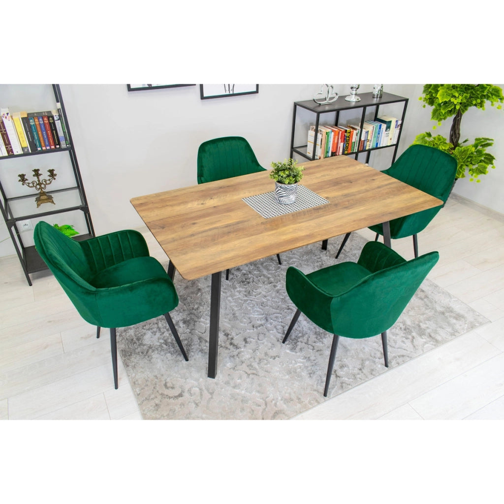 Sedia di design Lugo in velluto verde con gambe nere