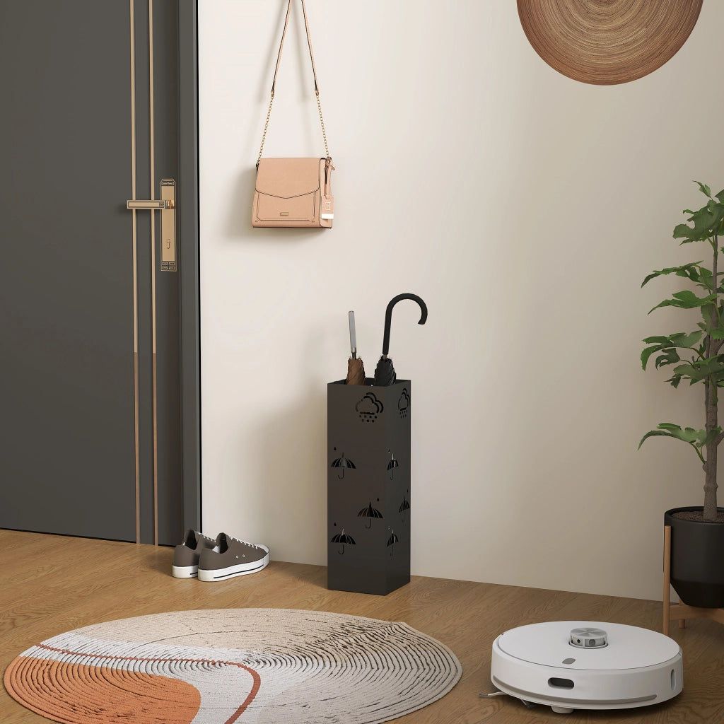 Portaombrelli in metallo con 4 ganci e vassoio ¨C Minimal ¨C Nero