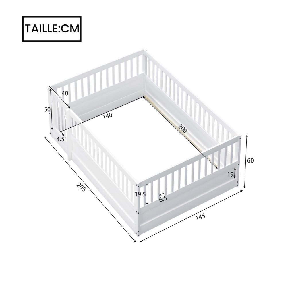 Letto per bambini basso 140 × 200 cm con barriera e porticina apribile, senza materasso, in legno bianco