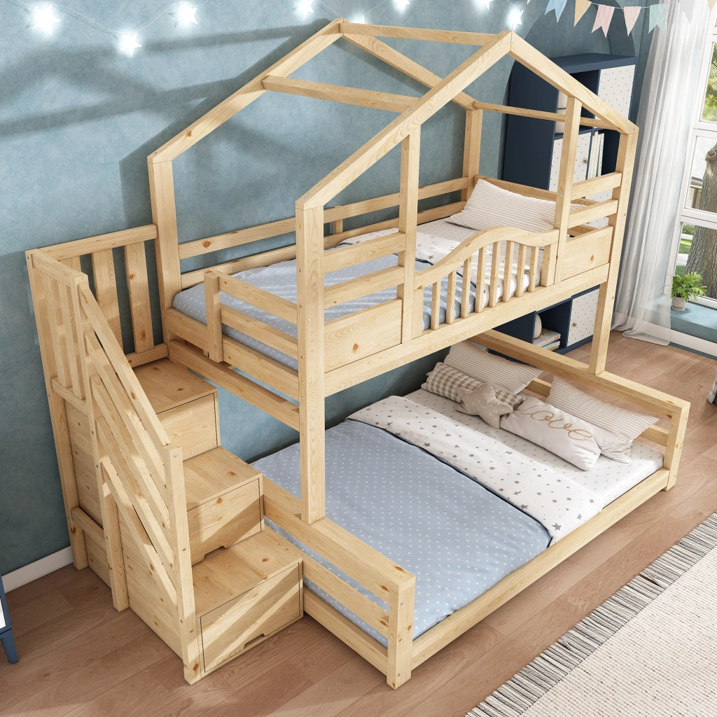 Letto a castello per bambini con armadietto nella scala; legno dall'aspetto naturale