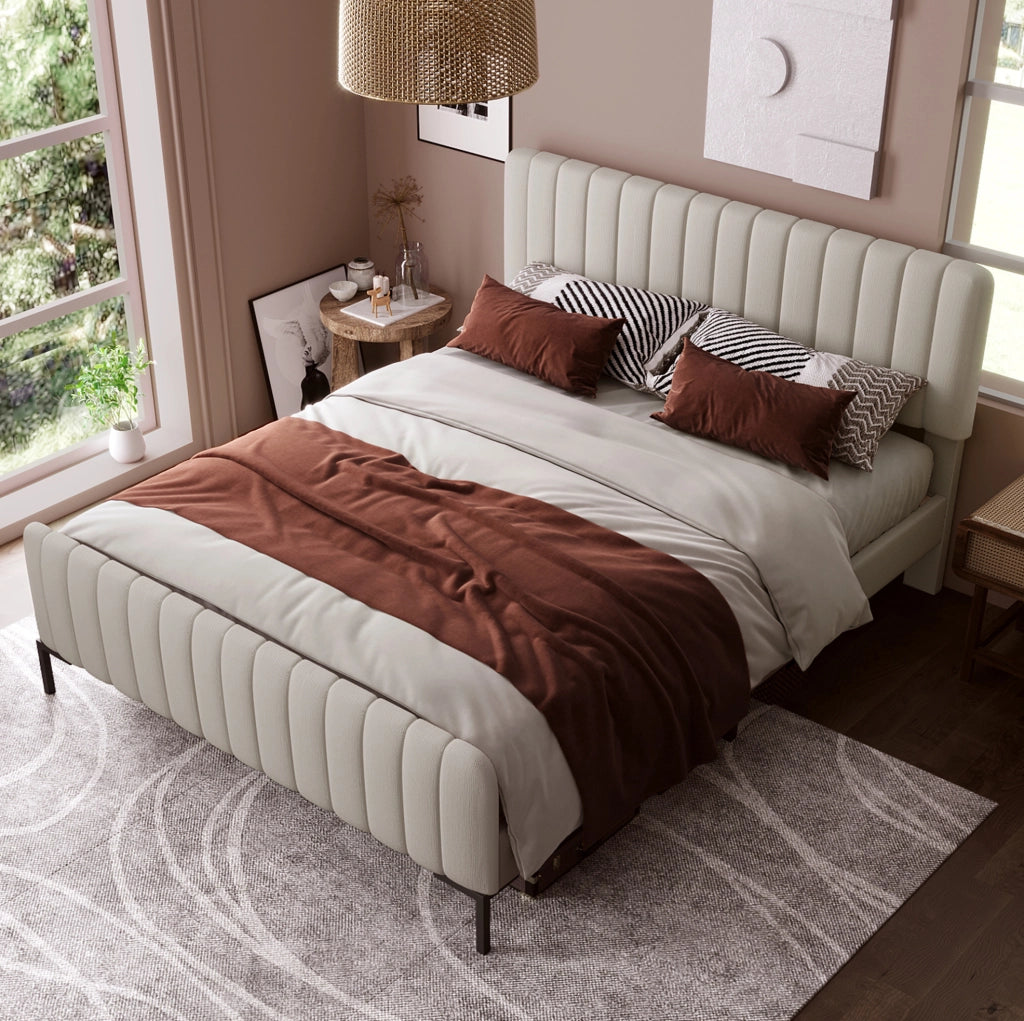 Letto imbottito 140x200 con testiera regolabile e rete a doghe