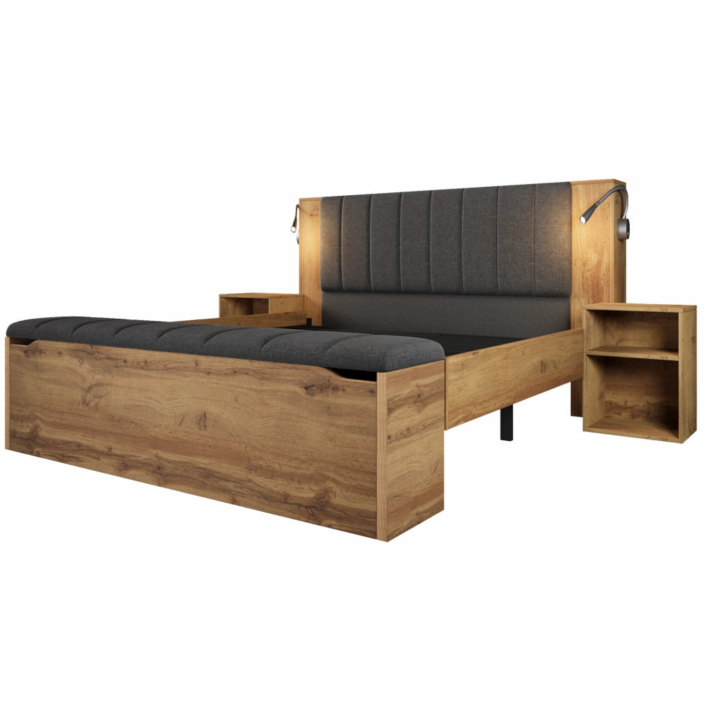 Letto matrimoniale 180x200 cm in legno con testiera reclinabile in lino, due comodini, panca contenitore e lampade da lettura con porta USB, finitura rovere