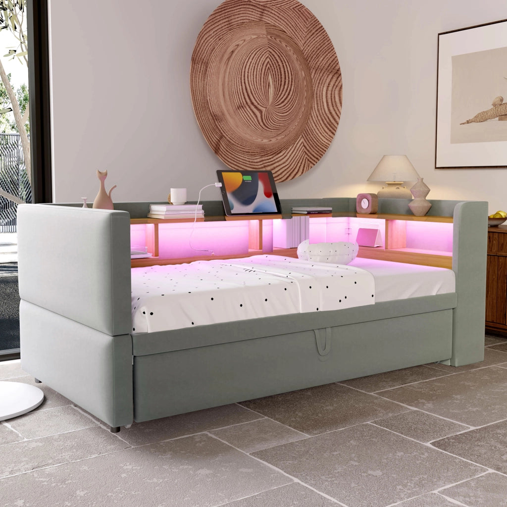 Divano letto 90/180 × 190 cm estraibile con LED prese e vani portaoggetti in flanella grigio chiaro