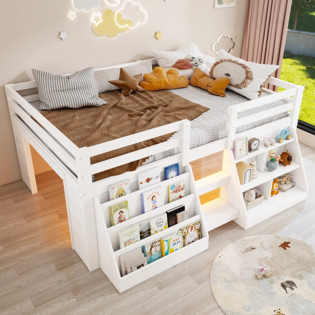 Letto a Soppalco 140x200 cm in legno di pino con LED; Ripiani; Sponde di Sicurezza Bianco