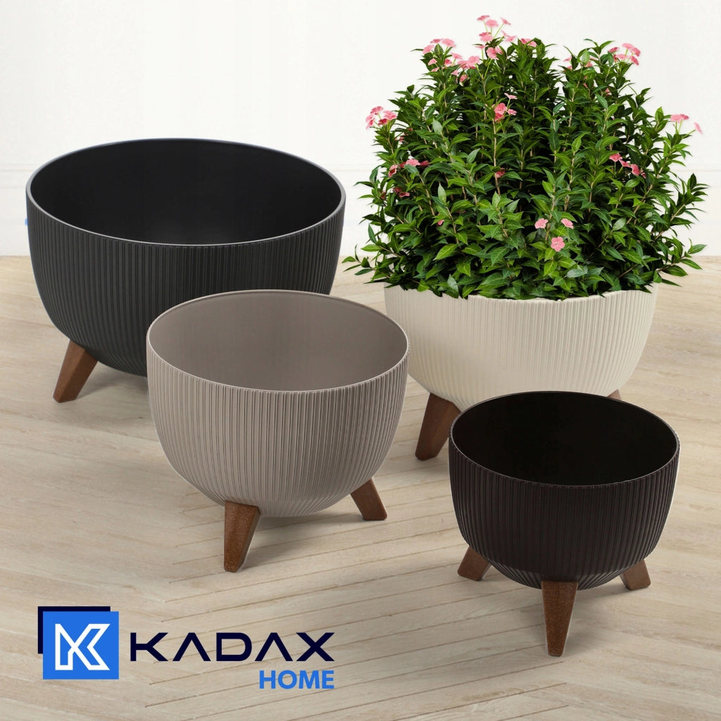 Coprivaso KADAX con gambe e vaso interno, 29 cm, a righe beige.