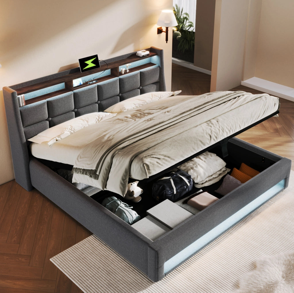 Letto imbottito 140x200 cm con LED e USB, struttura in lino grigio con rete a doghe in metallo e materasso ortopedico a 7 zone H3