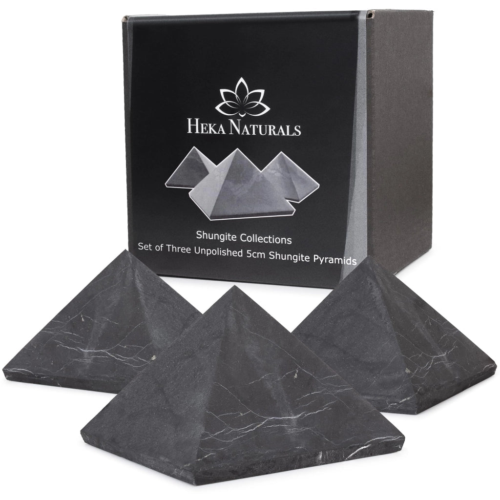 3 piramidi di shungite, 5 cm, non levigate, contenenti fullereni