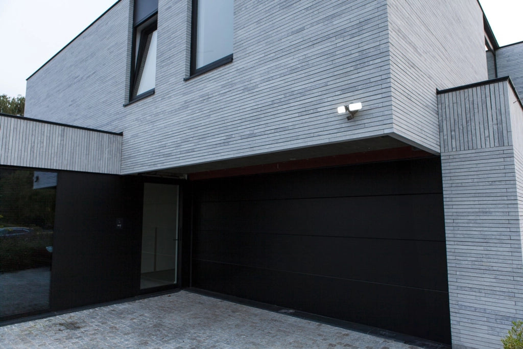Faretto LED da esterno 2 teste nero PIR IP54 Lutec