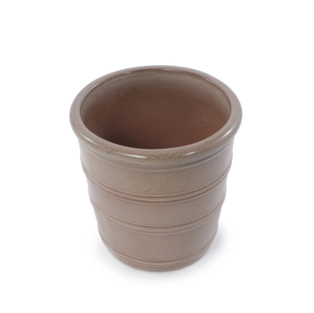 Vaso da Fioriera in Ceramica Fatto a Mano Ø 24 cm, Taupe Brillante con Rilievi Orizzontali, Traspirante e Resistente al Gelo, con Fori di Drenaggio