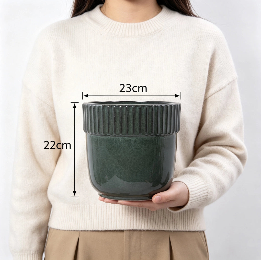 Set di 3 Vasi in Ceramica Artigianali Ø 38/30,5/23 cm, Verde Scuro Lucido con Righe Verticali, con Fori di Drenaggio per Giardino e Balcone
