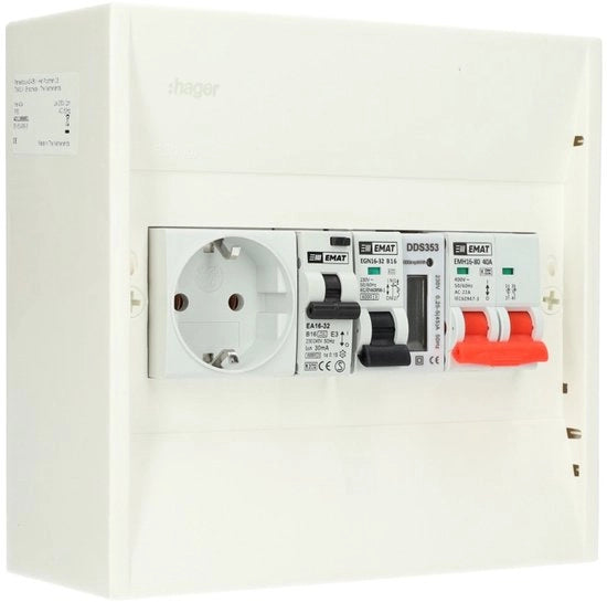 Distributore PV B16 con alloggio B16, WCD, interruttore principale e contatore kWh (PV0010)