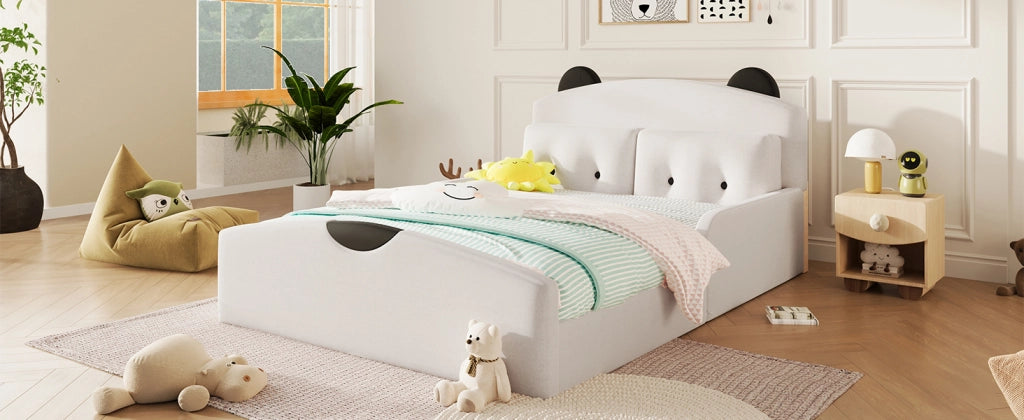 Letto a piattaforma 140 × 200 cm con testiera imbottita a orsetto in lino bianco e 2 cuscini decorativi