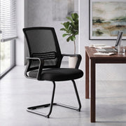 Sedie da ufficio ergonomiche set di 2 in rete nera imbottite impilabili con base a slitta 93 × 58.5 × 57.5 cm