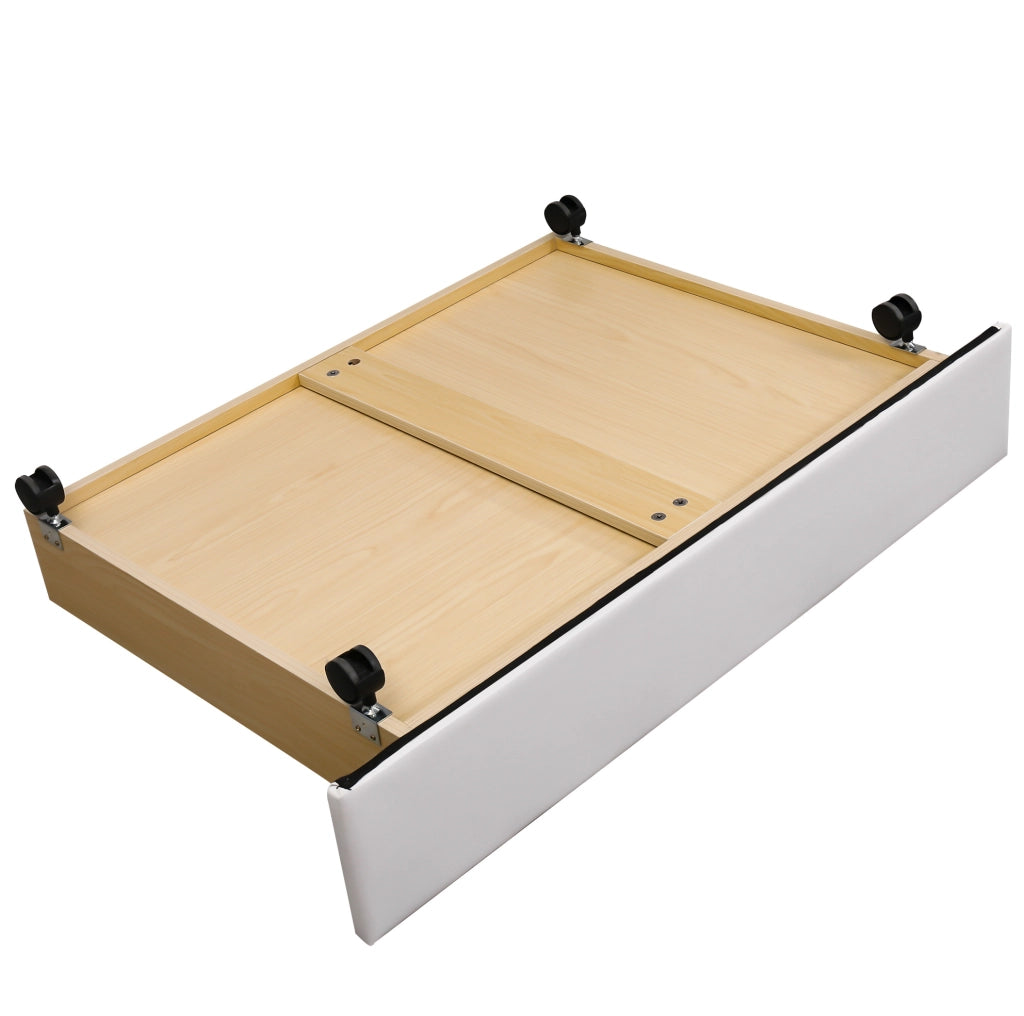 Letto imbottito bianco 140x200 cm con rete a doghe, 2 cassetti e testiera con borchie in legno e ecopelle