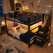 Letto a castello in metallo 140x200 cm con scala reversibile, contenitori, illuminazione LED e prese USB, colore nero