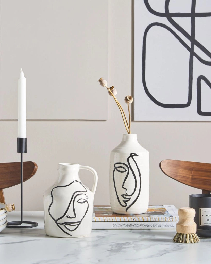 Vaso per fiori in gres porcellanato bianco con motivo viso accessorio decorativo per la casa