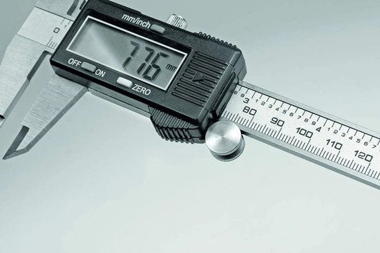 Misuratore digitale con display LCD
