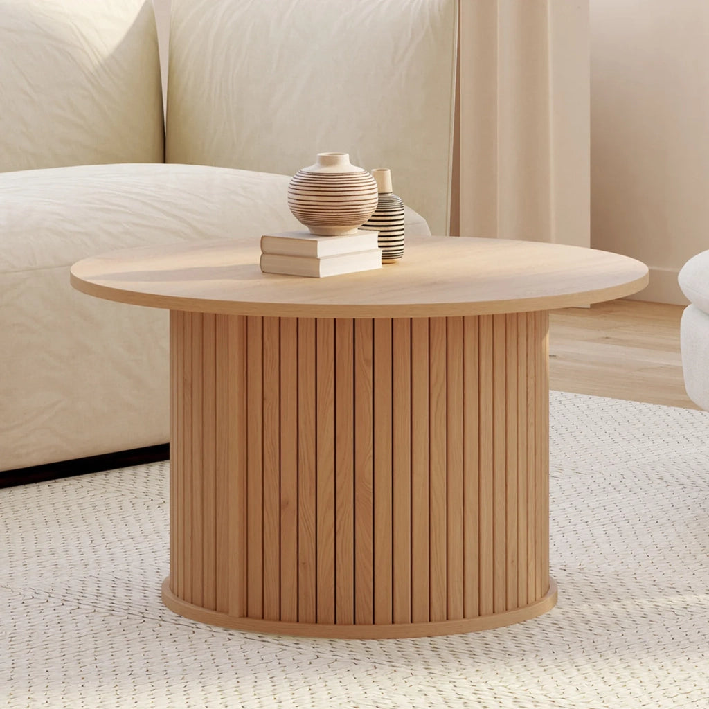 IDMarket - Tavolino rotondo JULIETTE 70 cm con doghe in legno color rovere