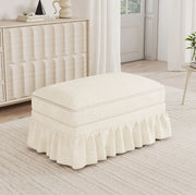Pouf Windsor in tessuto chenille bianco con dettagli argentati