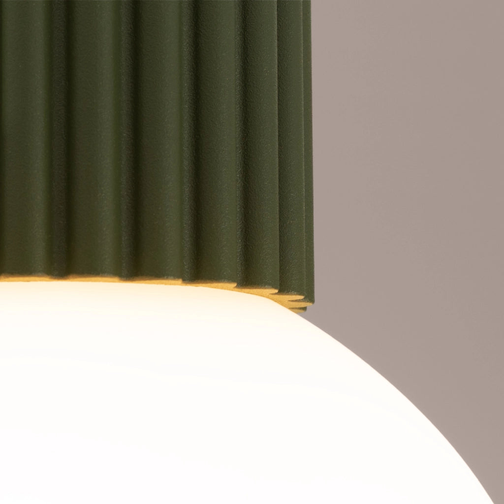 Lampada da soffitto HALO verde oliva IP44