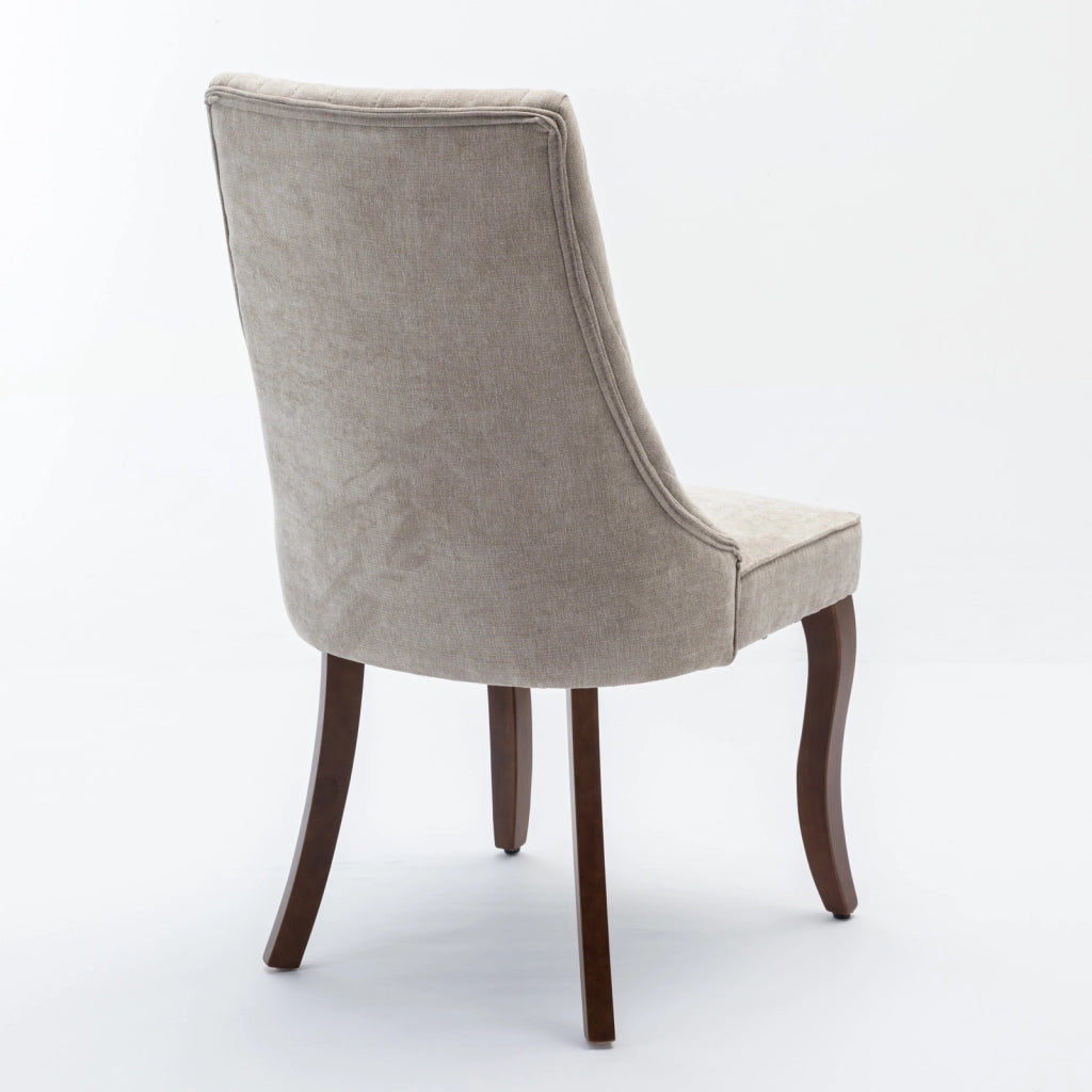 Sedia da sala da pranzo imbottita in ciniglia con schienale alto, gambe in legno massello e piedini regolabili beige