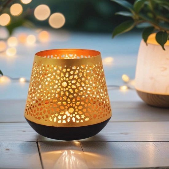 Lanterna a forma di luna marocchina 12 cm - Aggiungi sapore alla tua sala da pranzo o al tuo giardino con questa elegante lanterna da tavolo