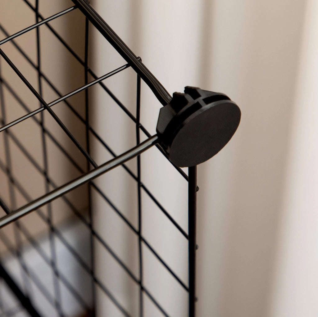 Scaffale modulare a cubi in metallo nero, 6 vani