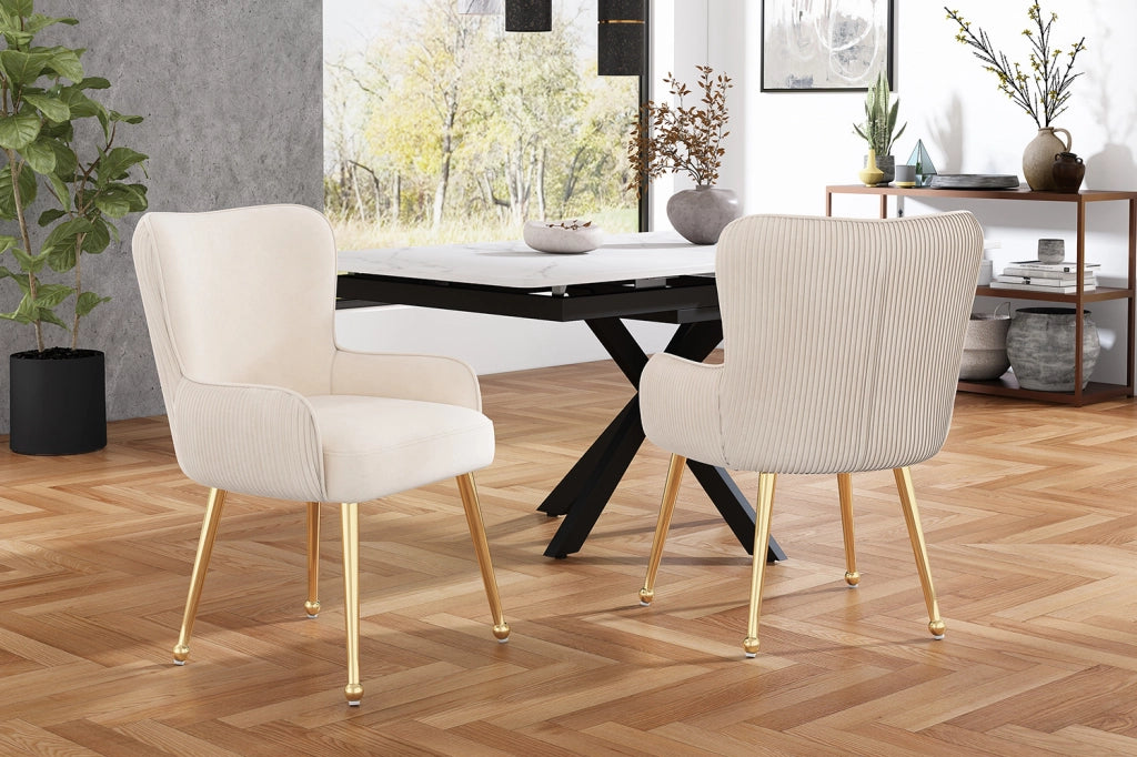 Set di 2 Sedie da Pranzo in Velluto Beige con Gambe Metalliche Dorate Regolabili e Braccioli