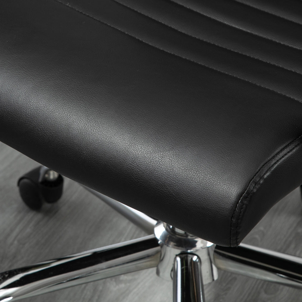 Sedia da ufficio ergonomica con altezza regolabile e funzione oscillante in pelle nera