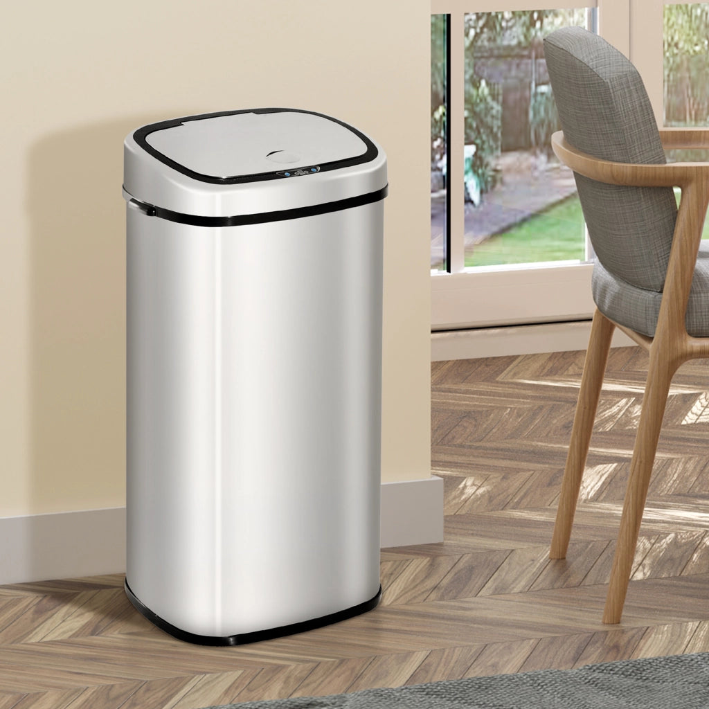 Bidone dei rifiuti automatico da 68 l in acciaio inox argento con sensore e comando manuale per cucina