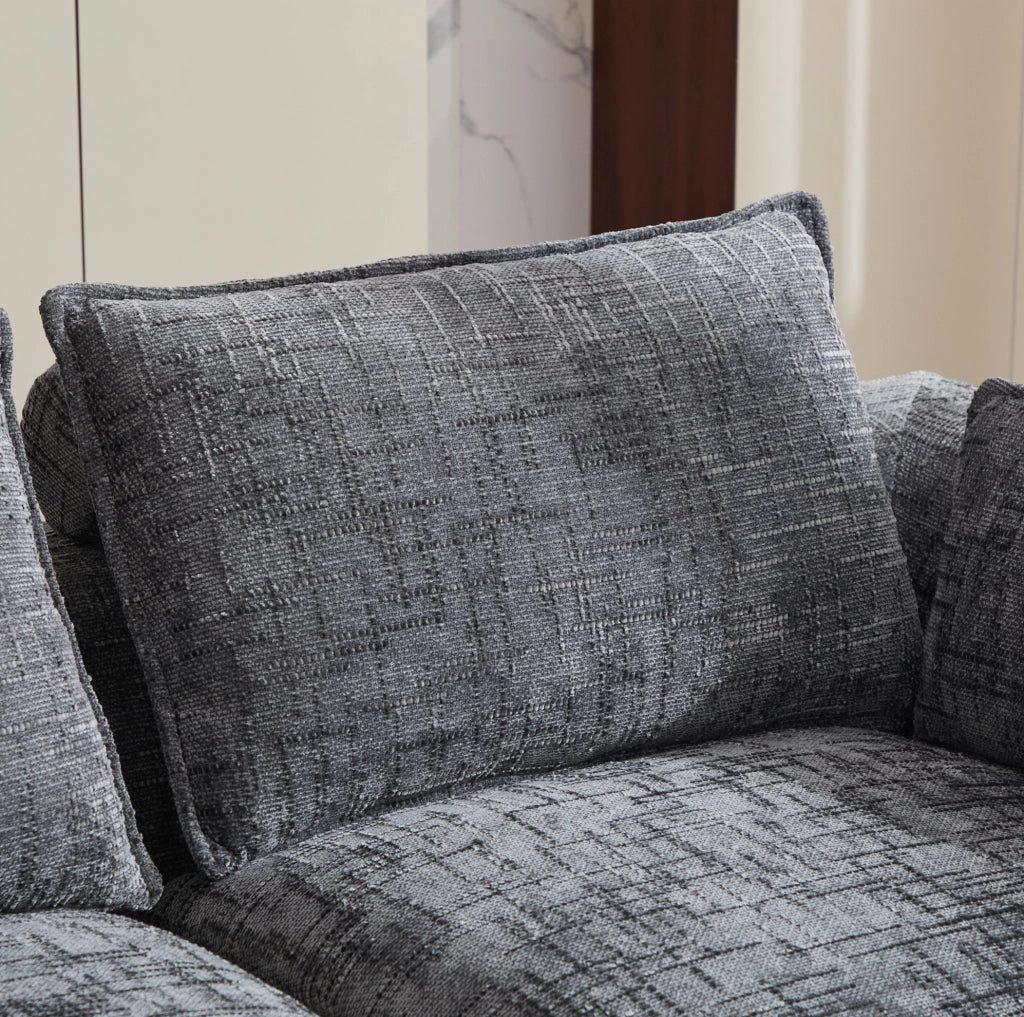 Divano modulare 4 posti in tessuto chenille grigio con schiuma e molle, 2 pouf, cuscini, portabicchieri e 2 tasche laterali