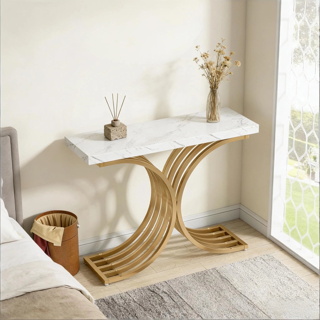 Consolle con piano rettangolare in marmo artificiale e struttura geometrica in metallo dorato per ingresso e soggiorno, 100 × 30 × 80 cm